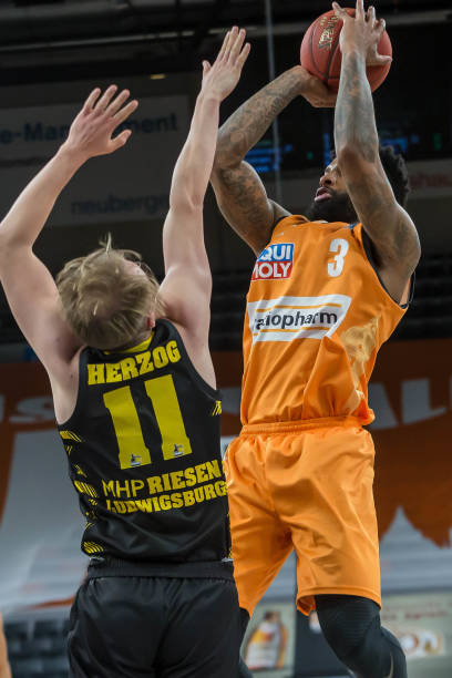 手的球队尤 手的球队尤